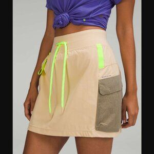 Like New  Lululemon Pocket Cargo High-Rise Hiking Skirt in Prosecco | Size 8